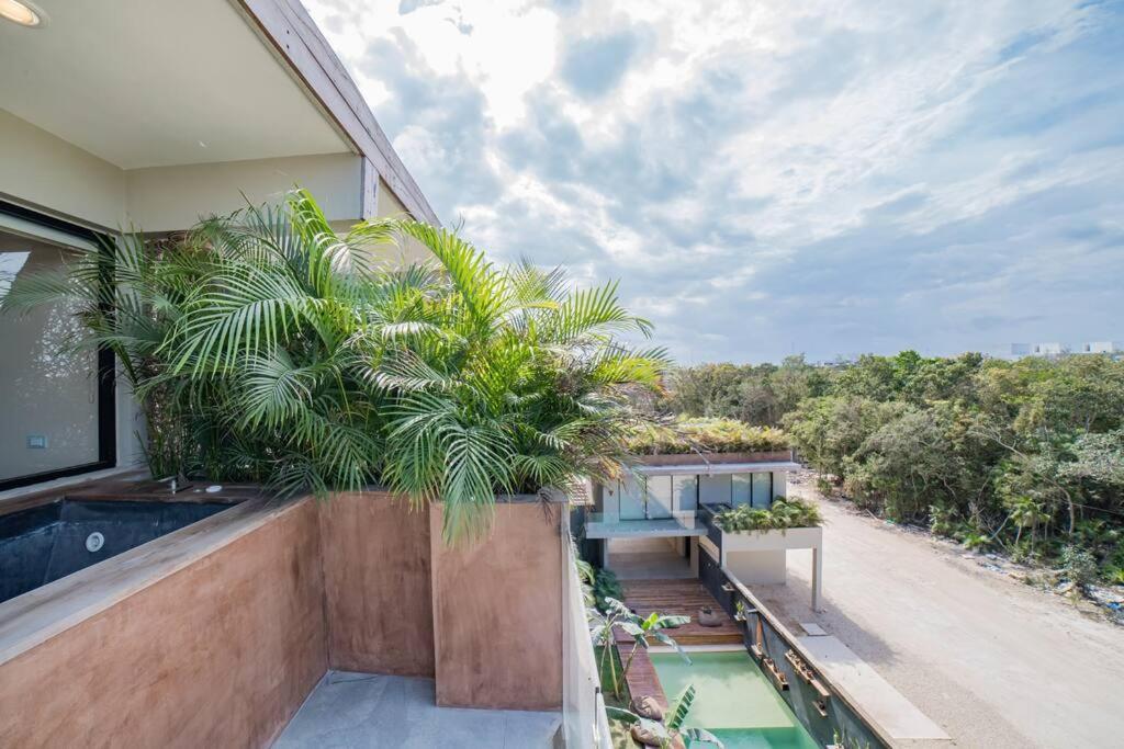 Luxury Oasis Vibes Jungle Retreat Access Apartment *
